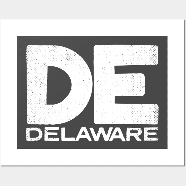 DE Delaware State Vintage Typography Wall Art by Commykaze